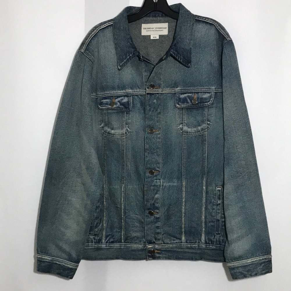 Thursday Everyday Mens Trucker Premium Denim Jacket Medium Wash Size XXL